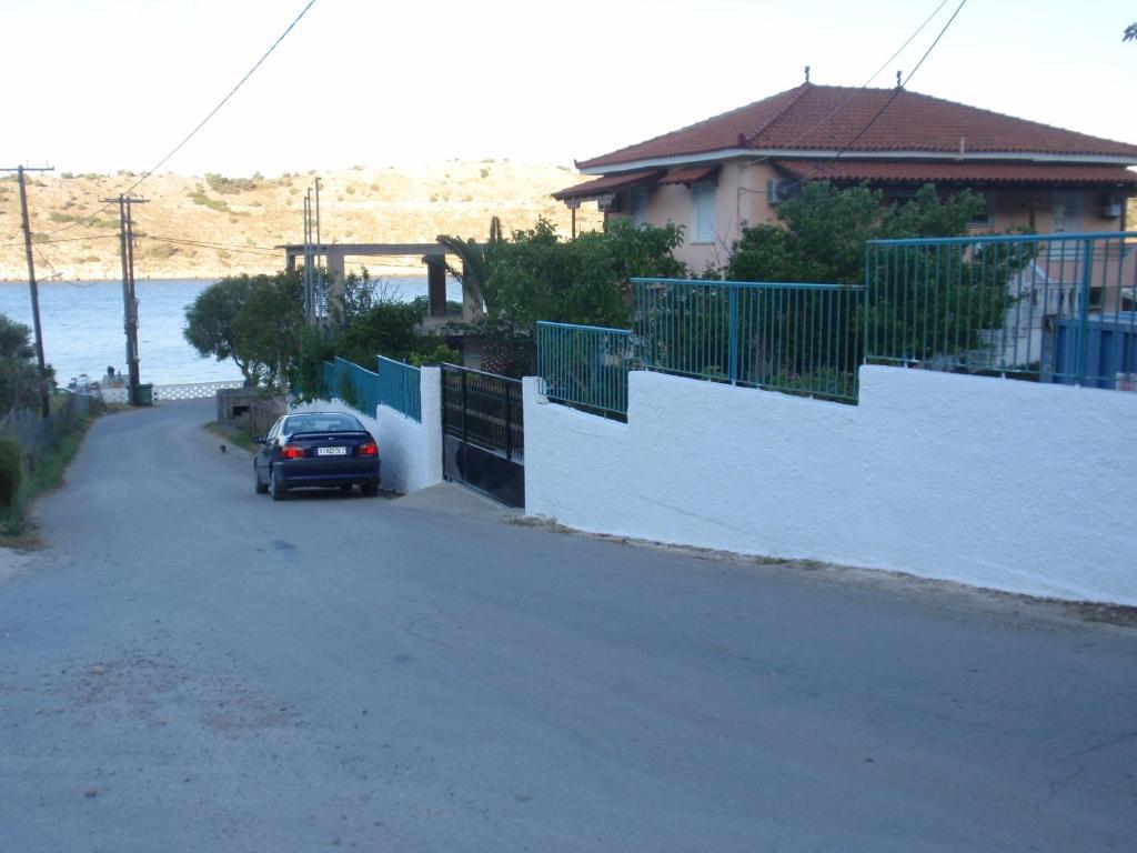 Agali Beach Pansion Mármaron Esterno foto